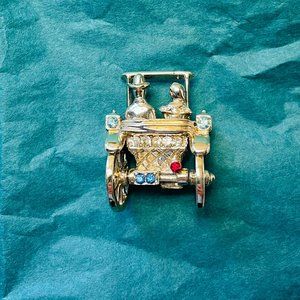 Vintage Honeymoon Carriage Brooch
